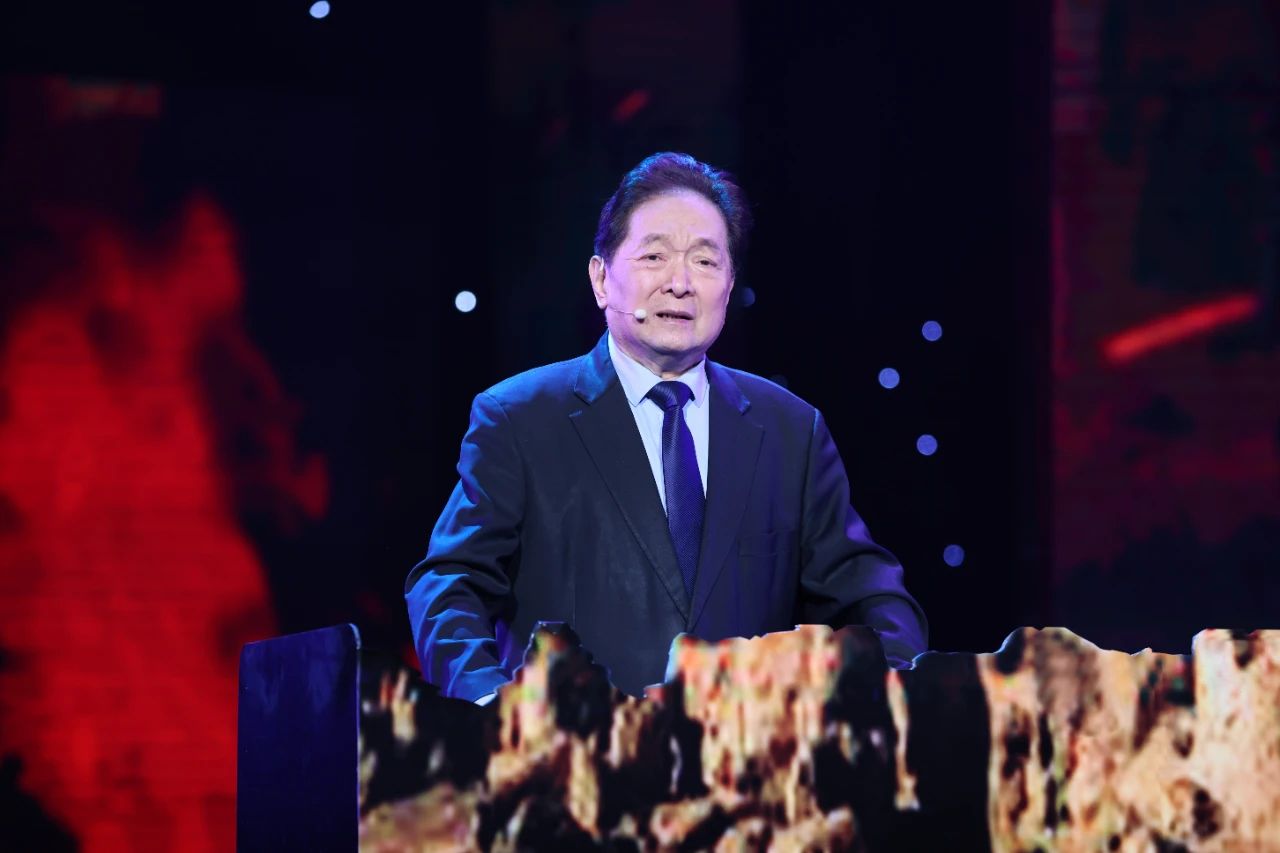 瞿弦和：从“雨巷”走到“康桥”